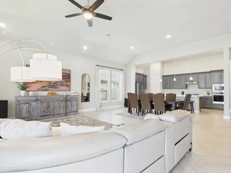 20927 Secretariat Meadow Lane Tomball TX 77377
