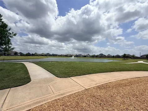 20927 Secretariat Meadow Lane Tomball TX 77377