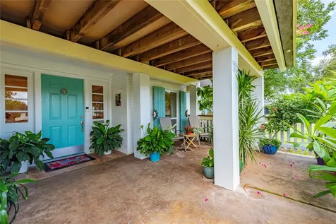 1902 Port Royal Drive Nassau Bay TX 77058