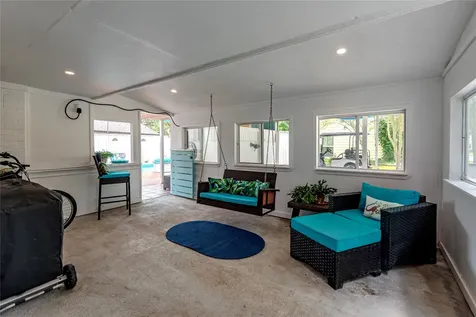 1902 Port Royal Drive Nassau Bay TX 77058