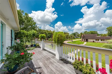 1902 Port Royal Drive Nassau Bay TX 77058