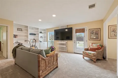 1902 Port Royal Drive Nassau Bay TX 77058