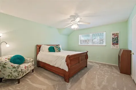 1902 Port Royal Drive Nassau Bay TX 77058