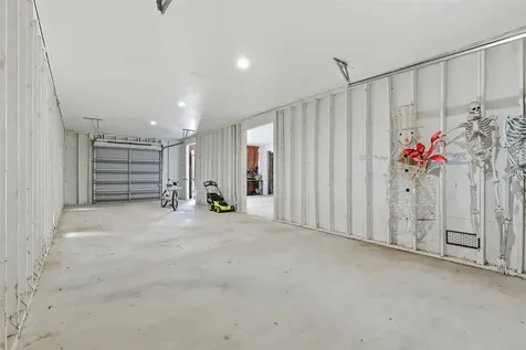 613 Oakdale Street Shoreacres TX 77571