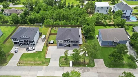 613 Oakdale Street Shoreacres TX 77571
