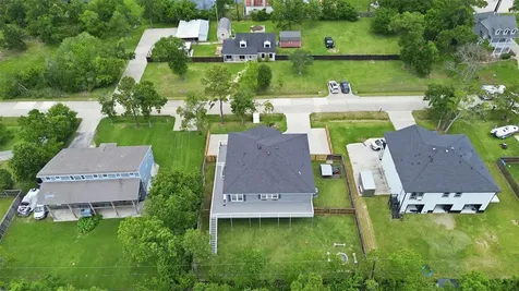 613 Oakdale Street Shoreacres TX 77571