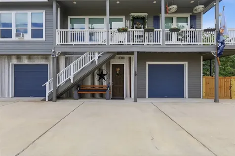 613 Oakdale Street Shoreacres TX 77571