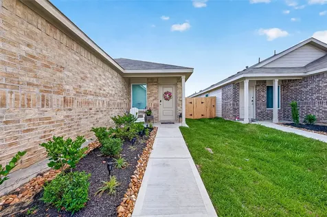 6014 Sherman Lakes Drive Humble TX 77338