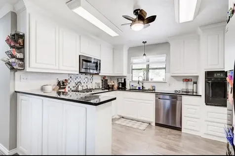 3103 Monroe Street Nederland TX 77627