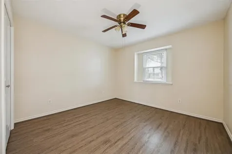 103 Brigadoon Lane Friendswood TX 77546