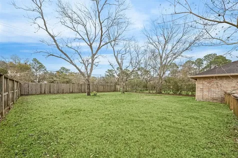 103 Brigadoon Lane Friendswood TX 77546