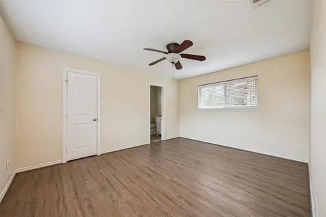 103 Brigadoon Lane Friendswood TX 77546