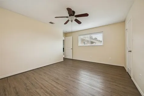 103 Brigadoon Lane Friendswood TX 77546
