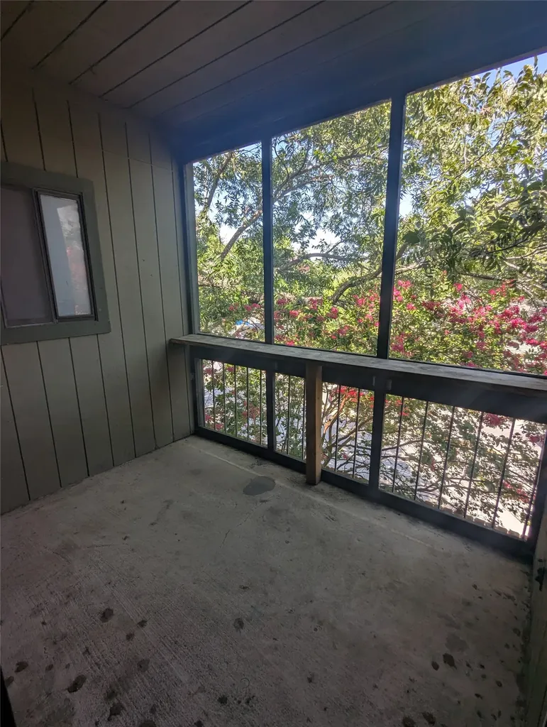 601 Nelray Boulevard 11 Austin TX 78751