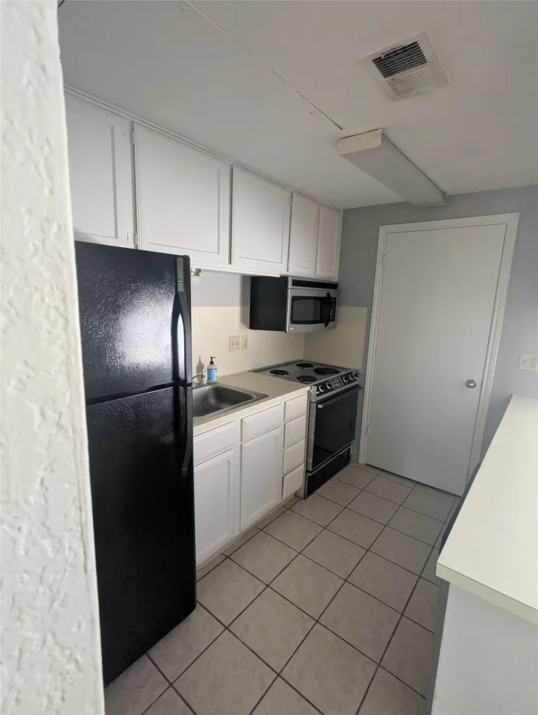 601 Nelray Boulevard 11 Austin TX 78751