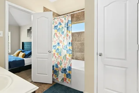 7006 Whitlow Wonder Lane Houston TX 77086