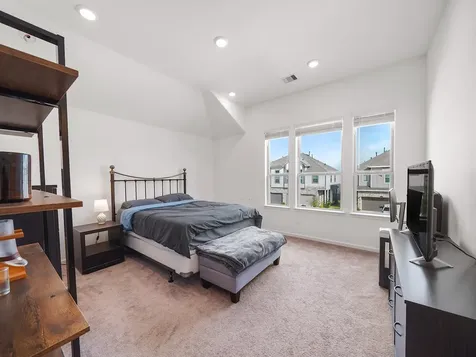 674 Royal Arch Drive Conroe TX 77304