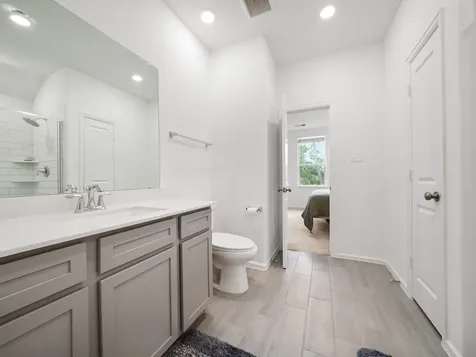 674 Royal Arch Drive Conroe TX 77304