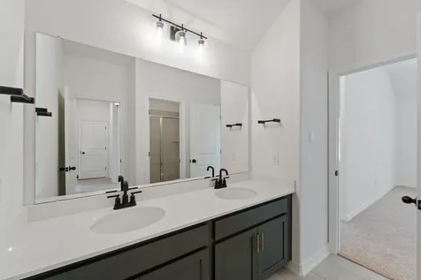 9906 Red Knot Mont Belvieu TX 77523