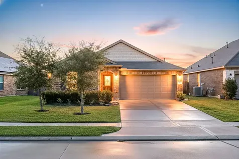15606 Clearwater Bend Drive Houston TX 77044