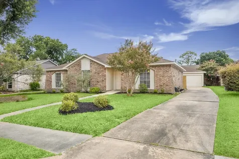 12050 Sturdivant Street Meadows Place TX 77477