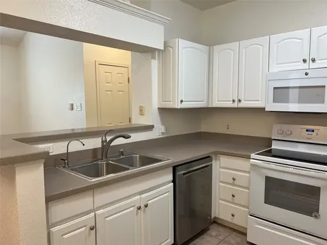 1330 Old Spanish Trail 4312 Houston TX 77054