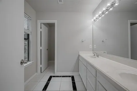 919 Mockingbird Way Sugar Land TX 77478