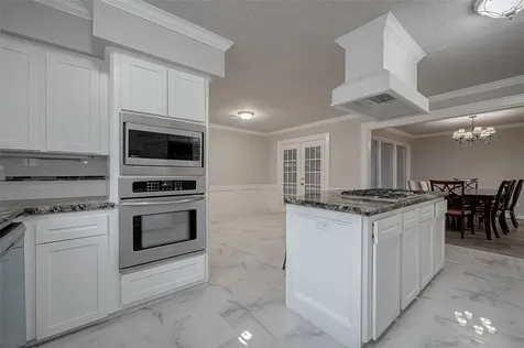 919 Mockingbird Way Sugar Land TX 77478