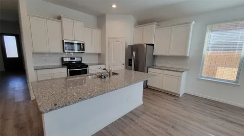 1376 Grays Gully Montgomery TX 77316