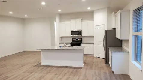 1376 Grays Gully Montgomery TX 77316