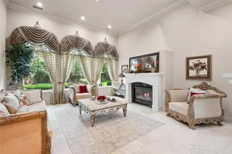 16 Grand Manor Sugar Land TX 77479