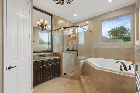 16 Grand Manor Sugar Land TX 77479