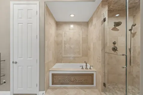 16 Grand Manor Sugar Land TX 77479