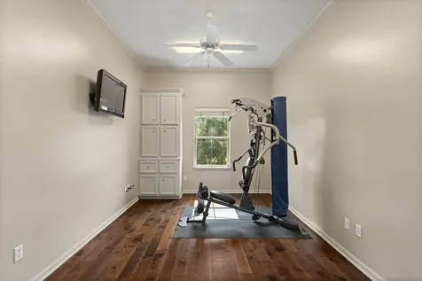 16 Grand Manor Sugar Land TX 77479