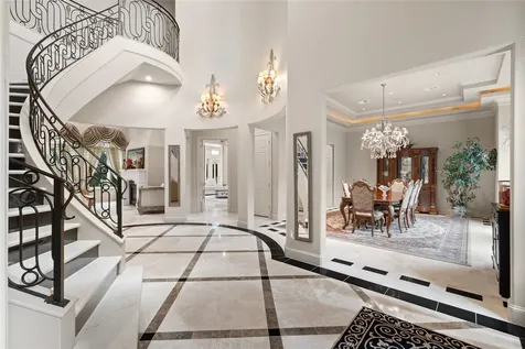 16 Grand Manor Sugar Land TX 77479