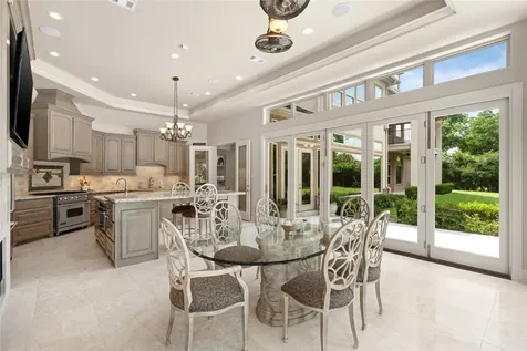 16 Grand Manor Sugar Land TX 77479