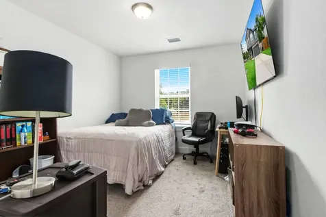 501 S 4th Street La Porte TX 77571