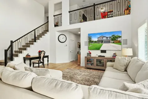 501 S 4th Street La Porte TX 77571