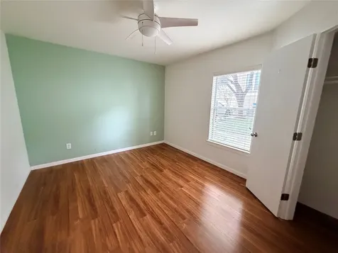1253 W 17th Street Houston TX 77008