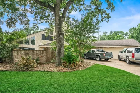 16510 De Lozier Street Jersey Village TX 77040