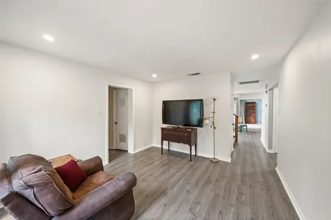 16510 De Lozier Street Jersey Village TX 77040
