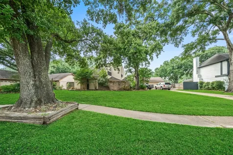 16510 De Lozier Street Jersey Village TX 77040