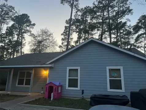 133 Elk Street Onalaska TX 77360