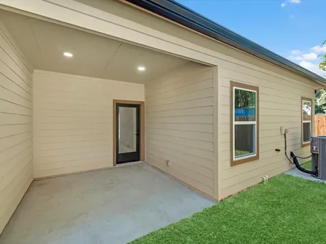 8709 Wheatley Street Houston TX 77088