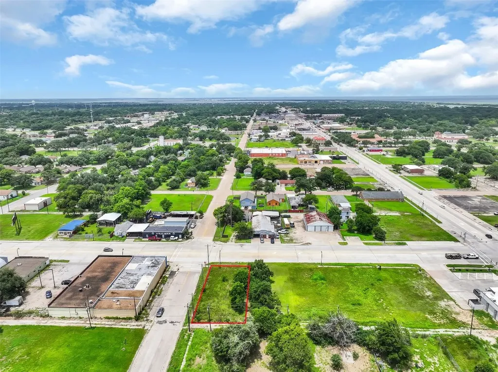 631 Texas Avenue Texas City TX 77590