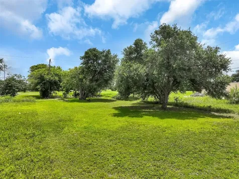 631 Texas Avenue Texas City TX 77590