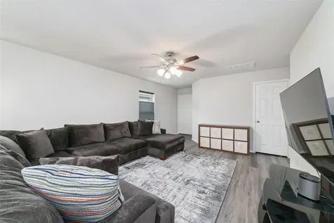 10623 Red Orchid Drive Houston TX 77016