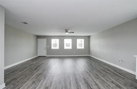 2221 Road 591501 Cleveland TX 77327