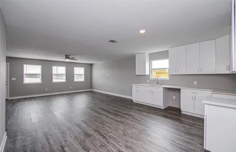 2221 Road 591501 Cleveland TX 77327
