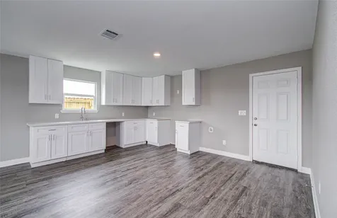 2221 Road 591501 Cleveland TX 77327